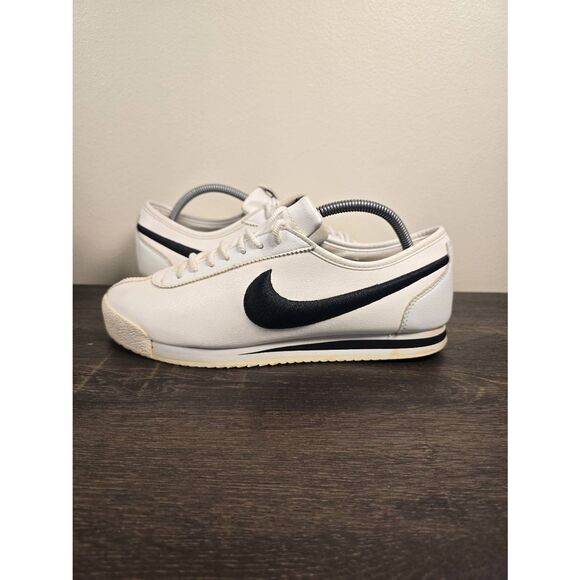 Nike Cortez '72  OG Basic White Black 2018 Leather Men’s Size 9.5 - Picture 1 of 6